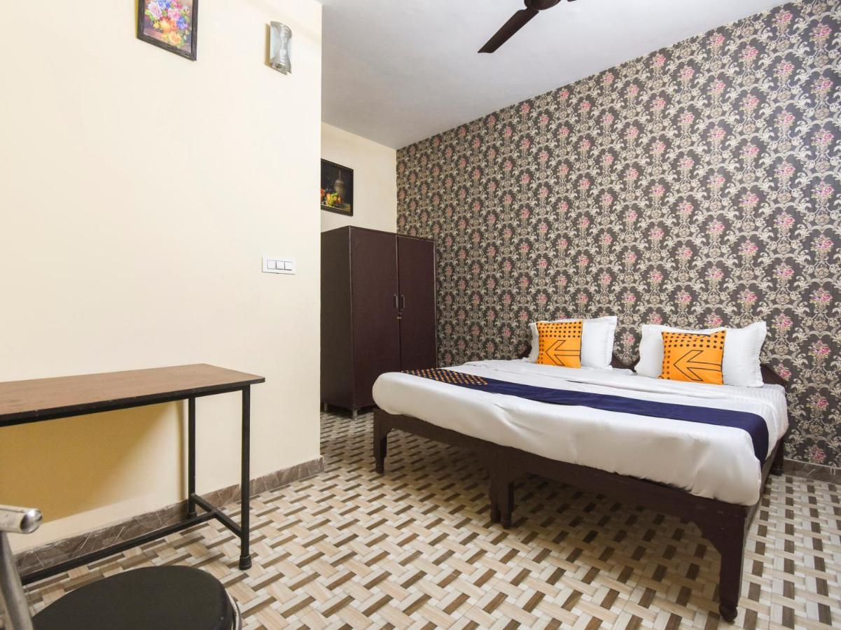 Spot On 70295 Sky Inn Dzsálandhár Kültér fotó