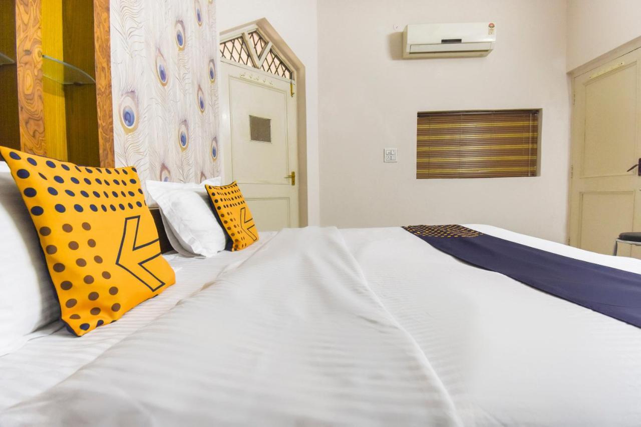 Spot On 70295 Sky Inn Dzsálandhár Kültér fotó